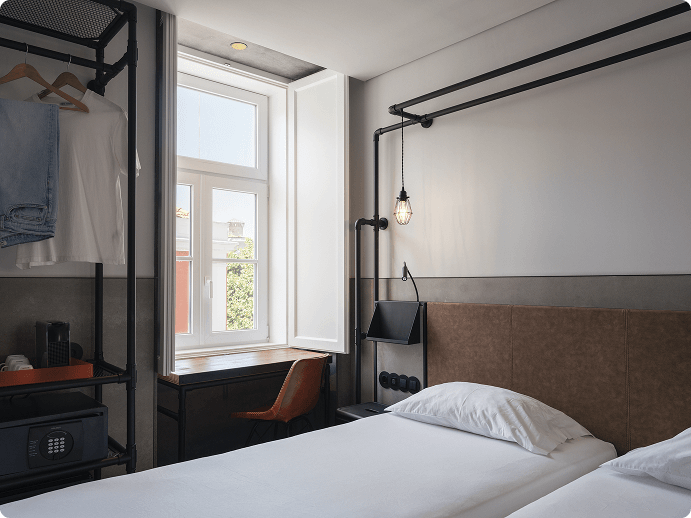 carousel_cool_room_03